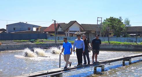 f50e9ae3f4362f4c194a1009a84d5eeb